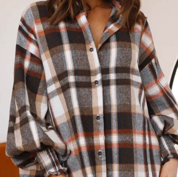 Fall In Love With Plaid Lantern Sleeve Shirt - Picture 2 of 7